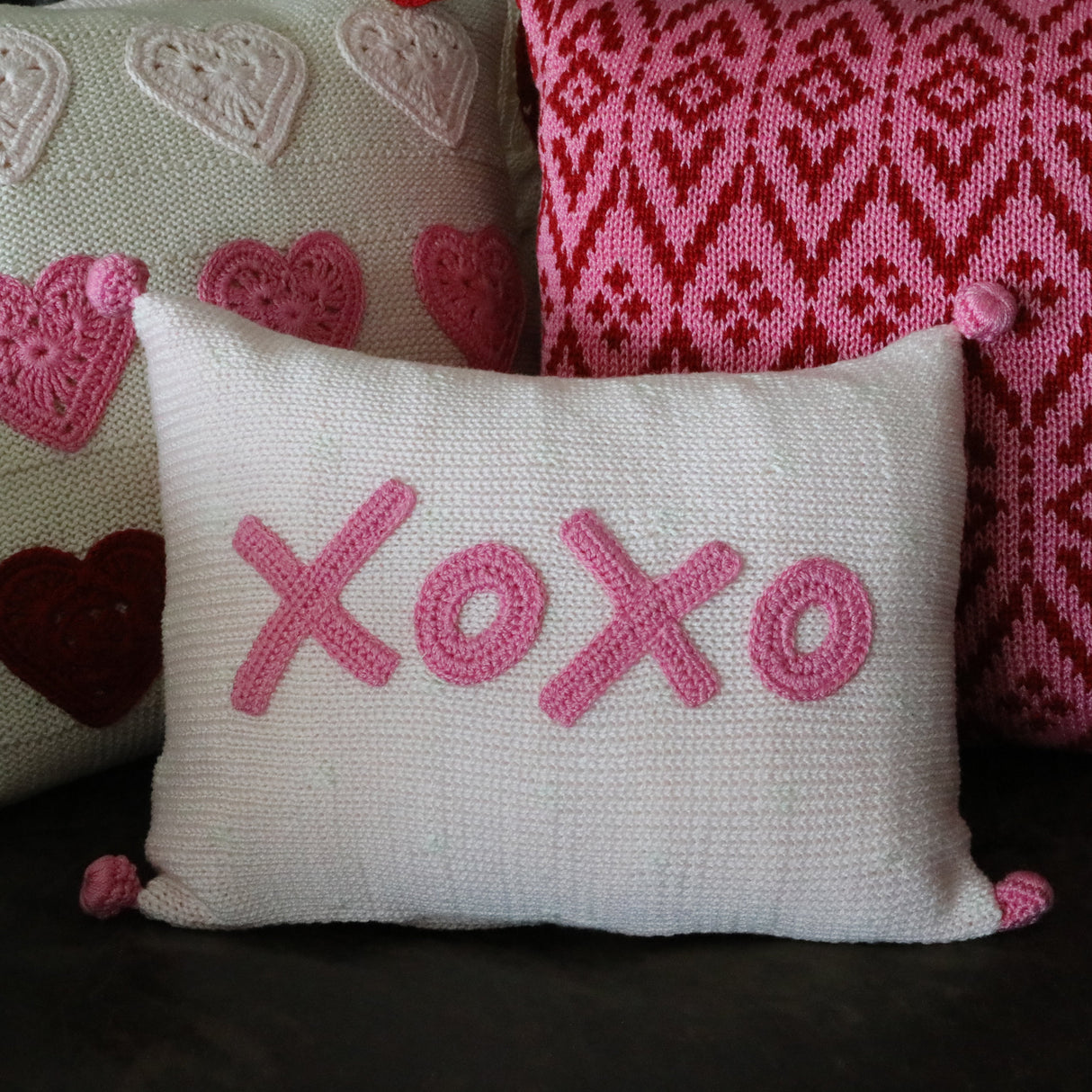 XOXO Mini Pillow, Pink