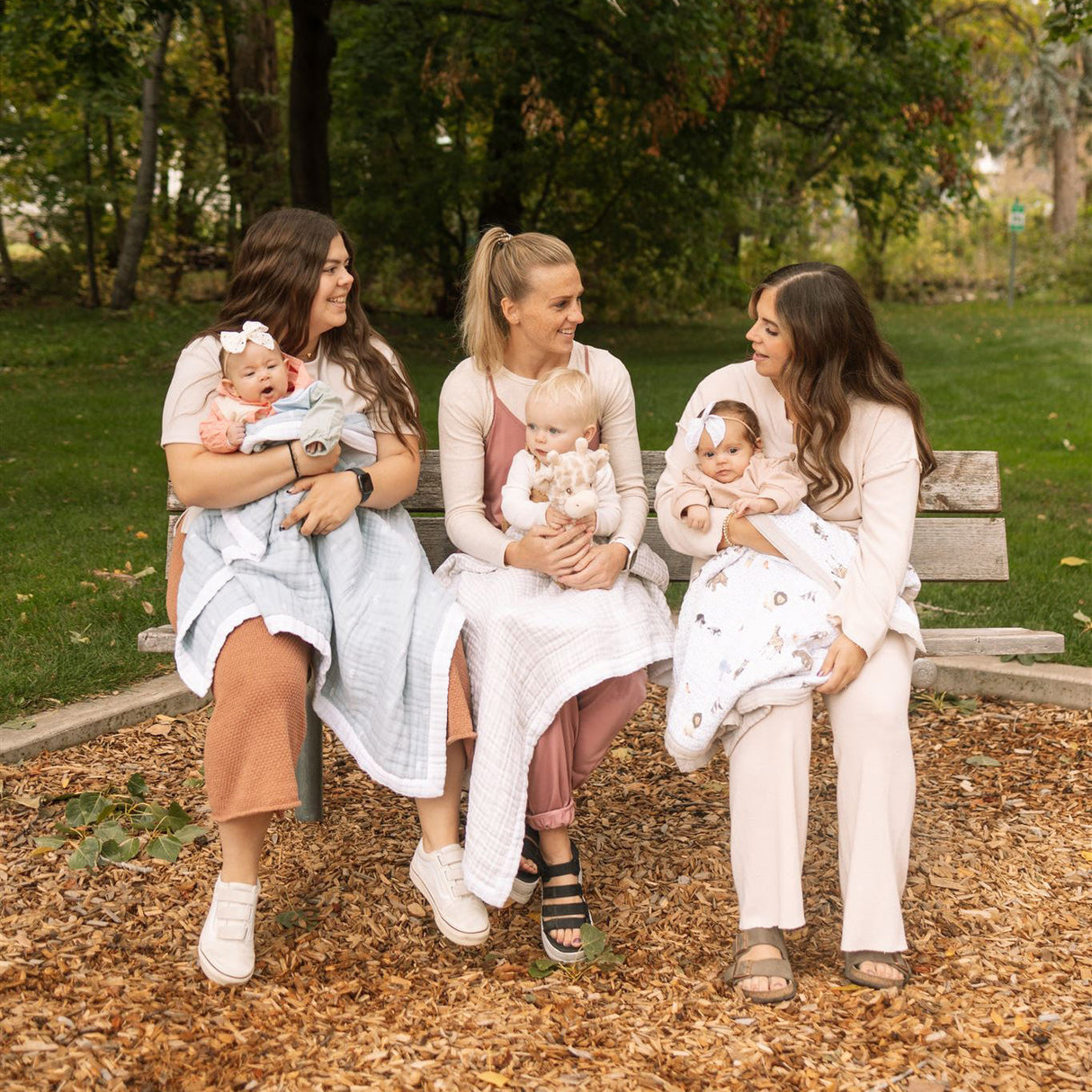 Cotton Muslin Baby Quilt - Party Animals