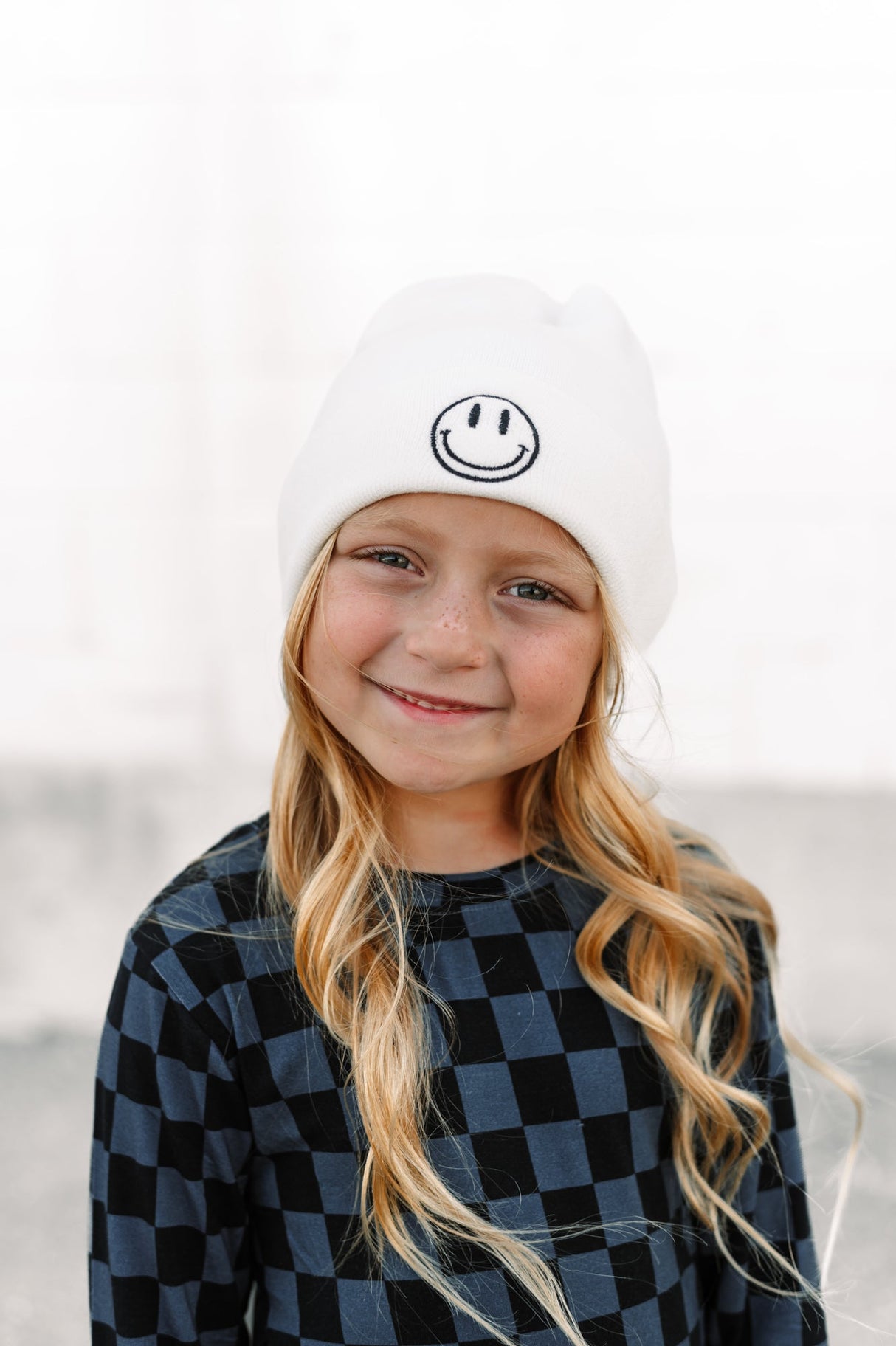 BAMBOO CUFF SMILE BEANIE- WHITE