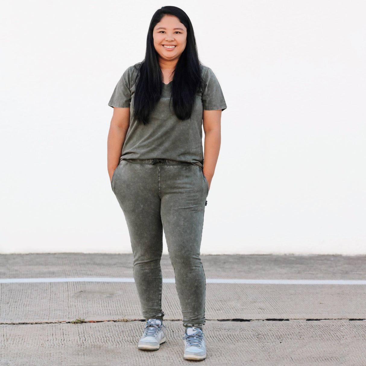 MAMA JOGGERS- Moss Snow Wash - HoneyBug 