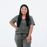 MAMA V-NECK- Moss Snow Wash - HoneyBug 