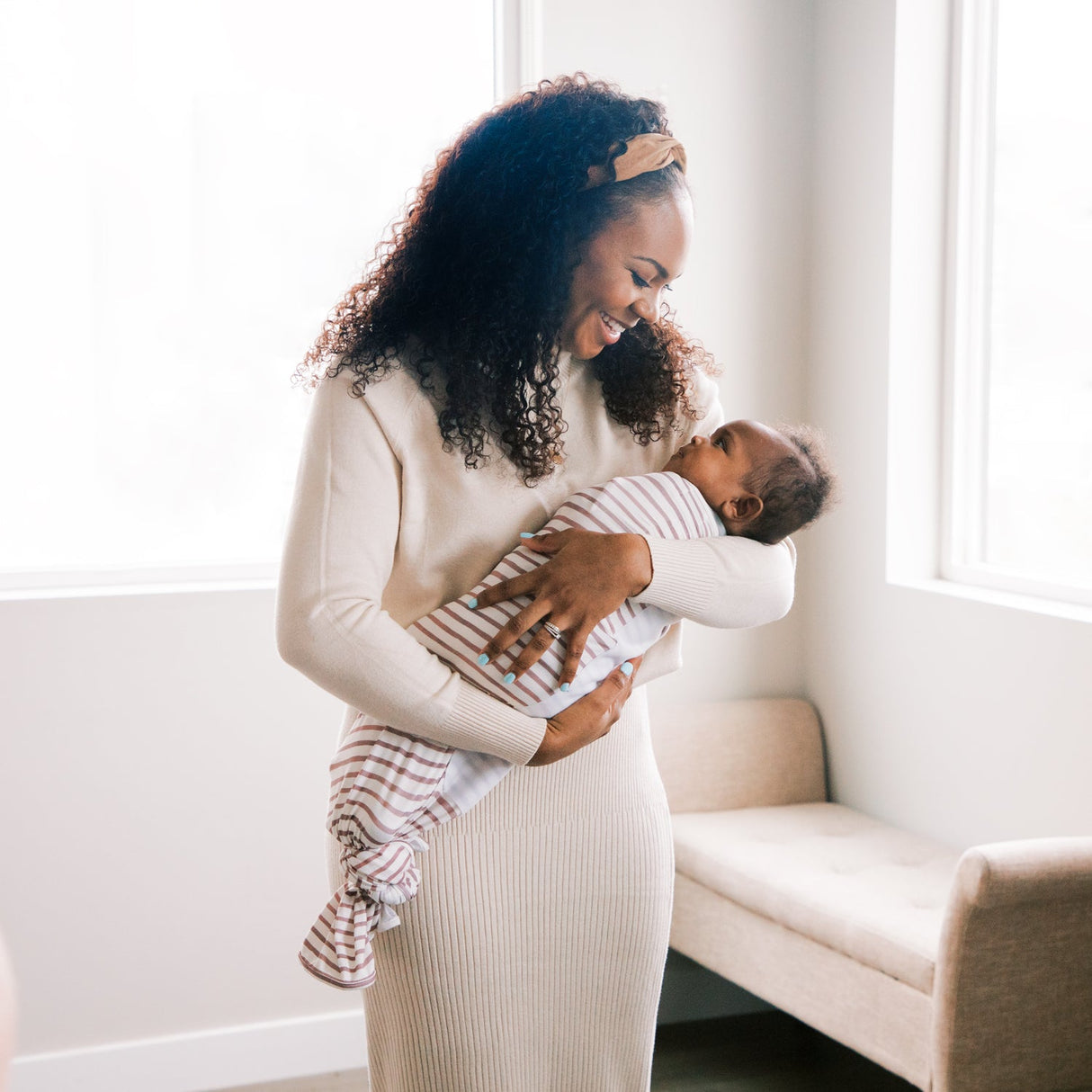 Rose Stripes Swaddle II - HoneyBug 