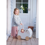 Sweet Swan Pram - HoneyBug 