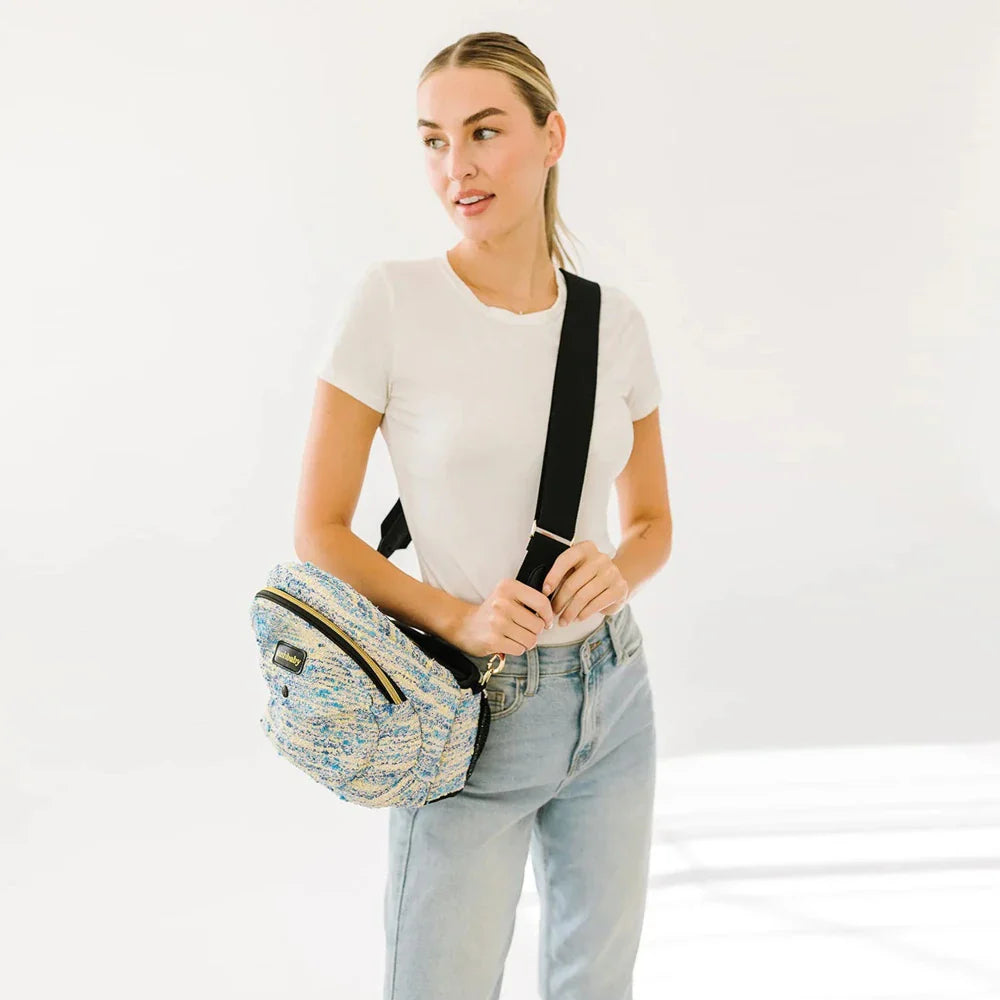 The Tushbaby Hip Carrier - HoneyBug 