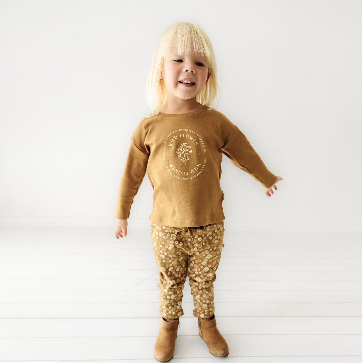 Organic Kids T-Shirt & Pant Set - Wildflower