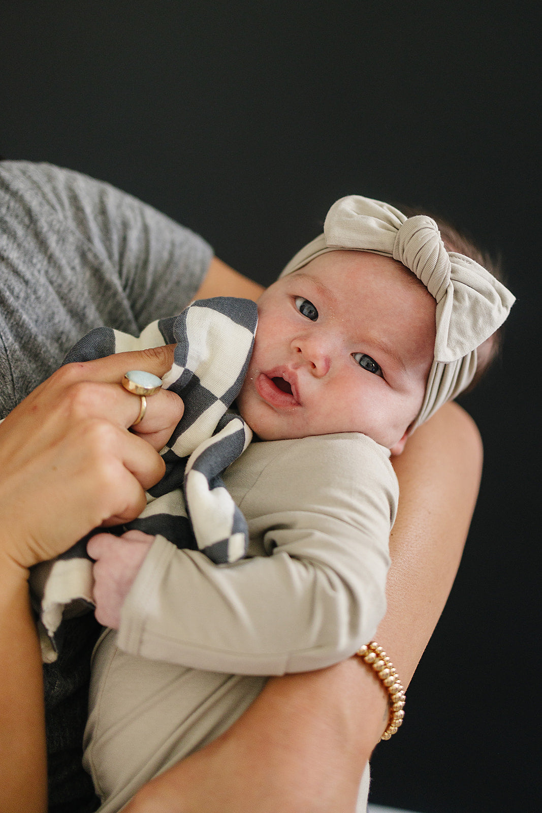Charcoal Checkered Muslin Burp Cloth - HoneyBug 
