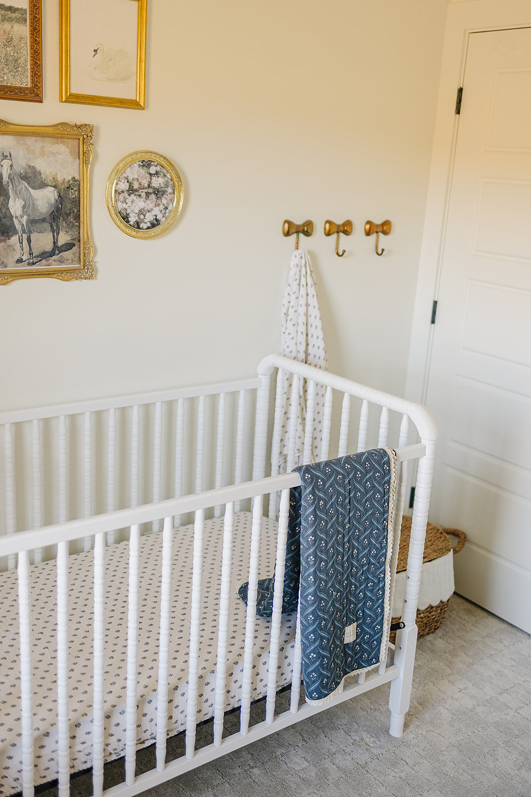 Cream Berry Muslin Crib Sheet - HoneyBug 