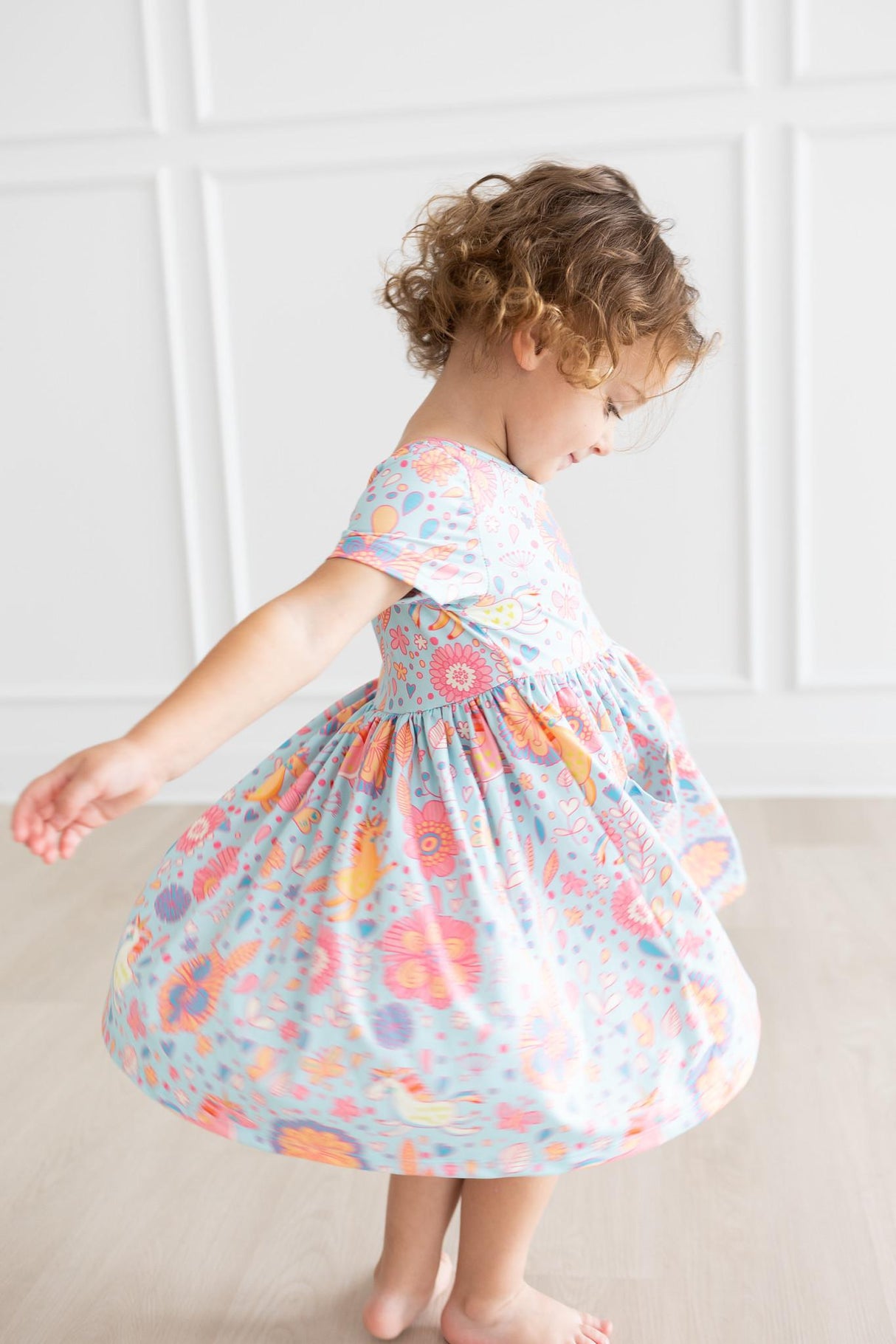 Blue Retro Unicorns S/S Pocket Twirl Dress