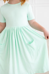 Pastel Green S/S Pocket Twirl Dress