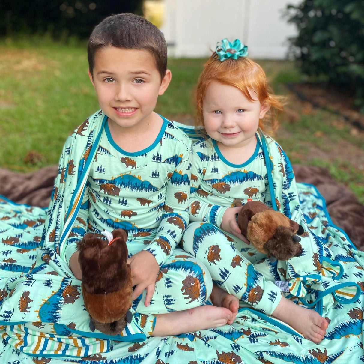 Born to be Wild Bisons Long Sleeve Pajama Set (2T-12Y) - HoneyBug 