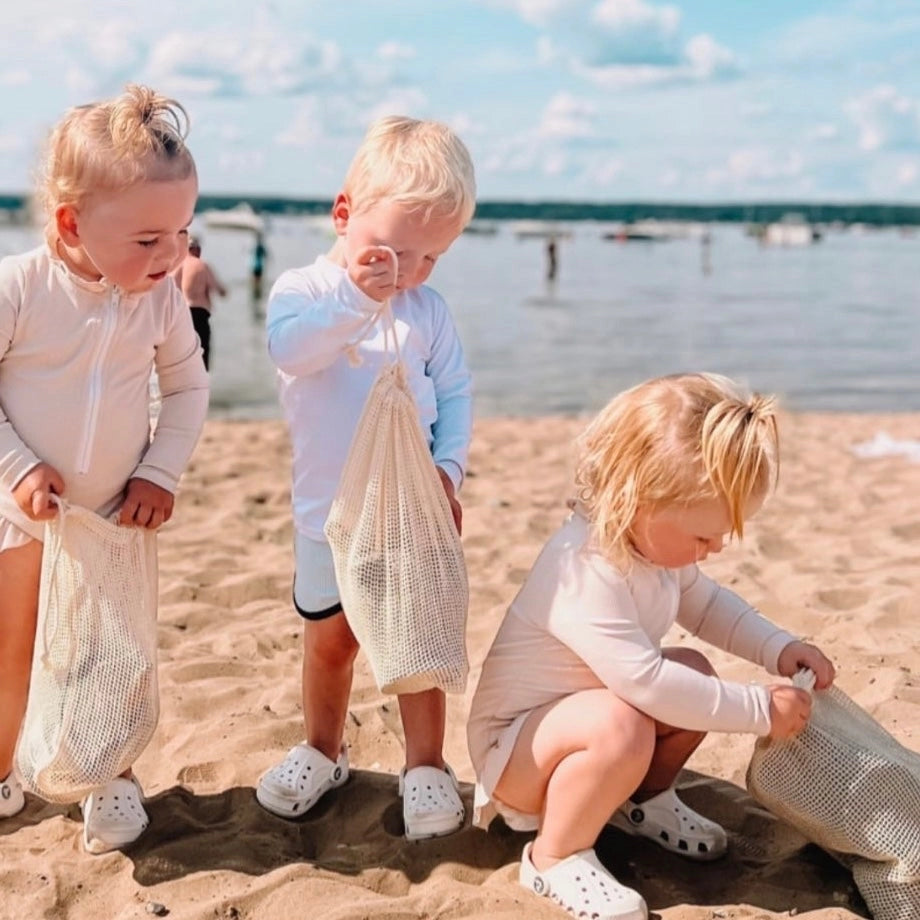 Blackout & Bolt Beach Toy Set - HoneyBug 