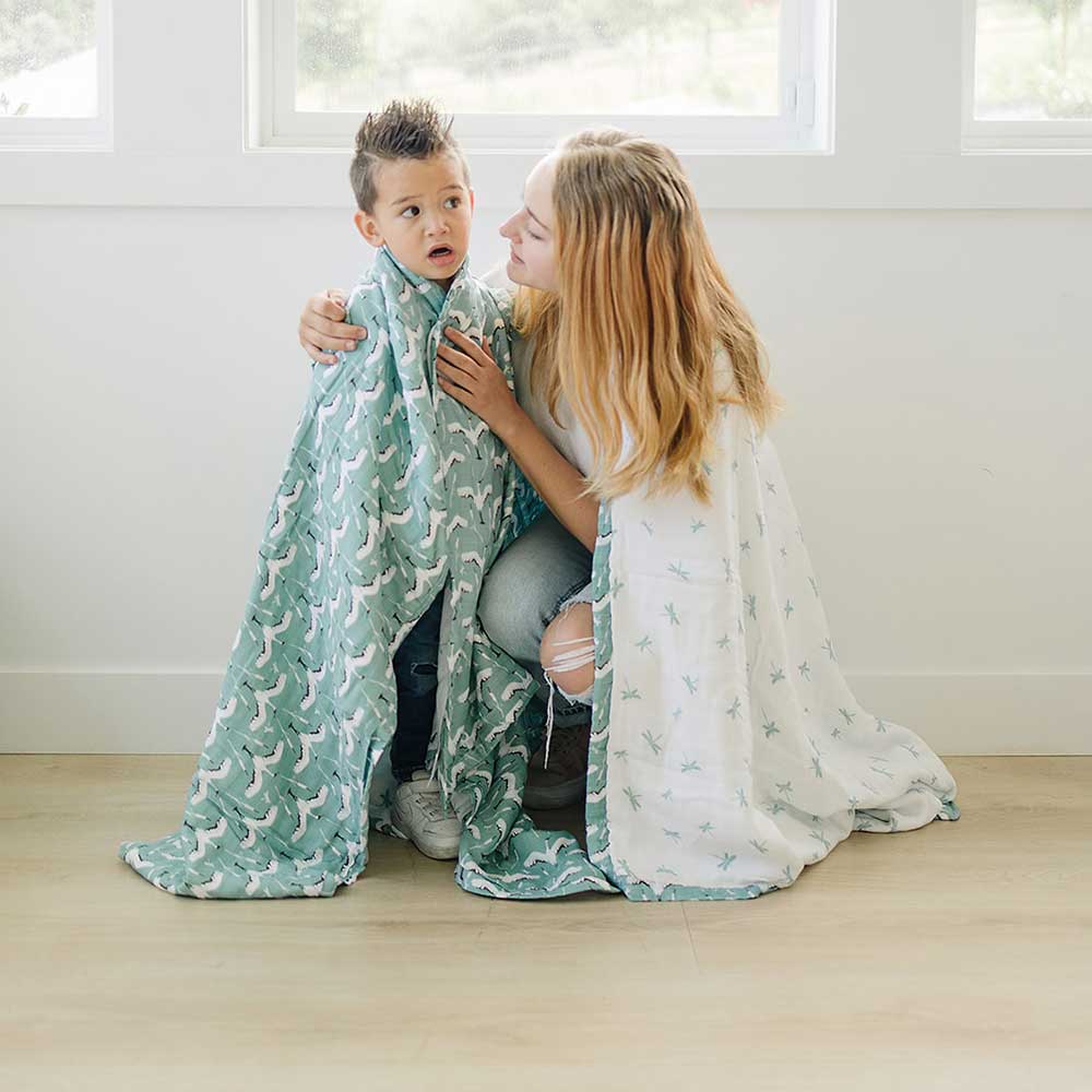 Crane + Dragonfly Oh So Soft Muslin Super Snuggle Blanket - HoneyBug 