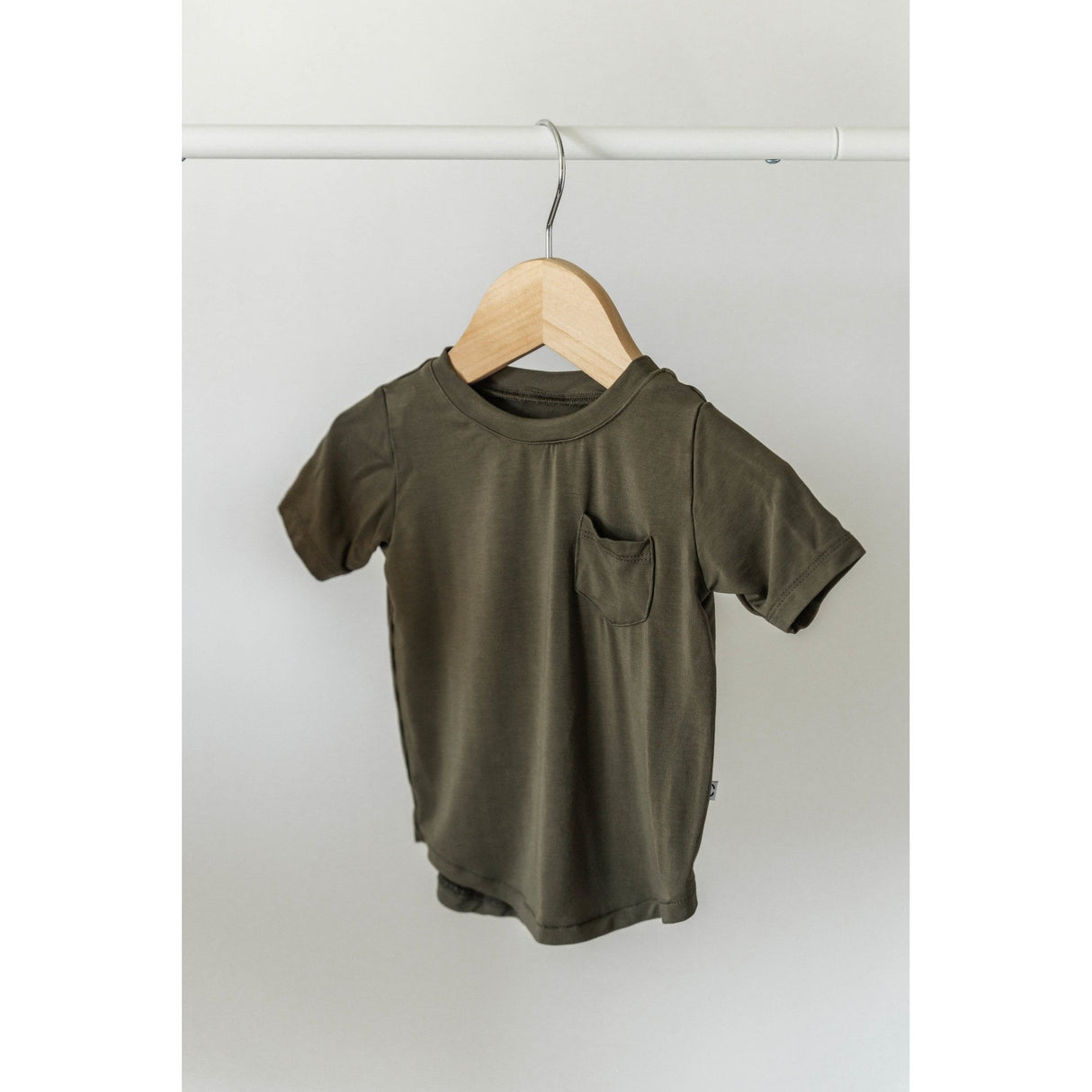 Pocket Tee Curved-Hem - Dark Olive - HoneyBug 