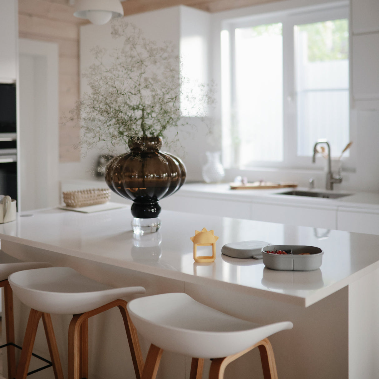 No-Drop Sun Teether (Sunshine) - HoneyBug 