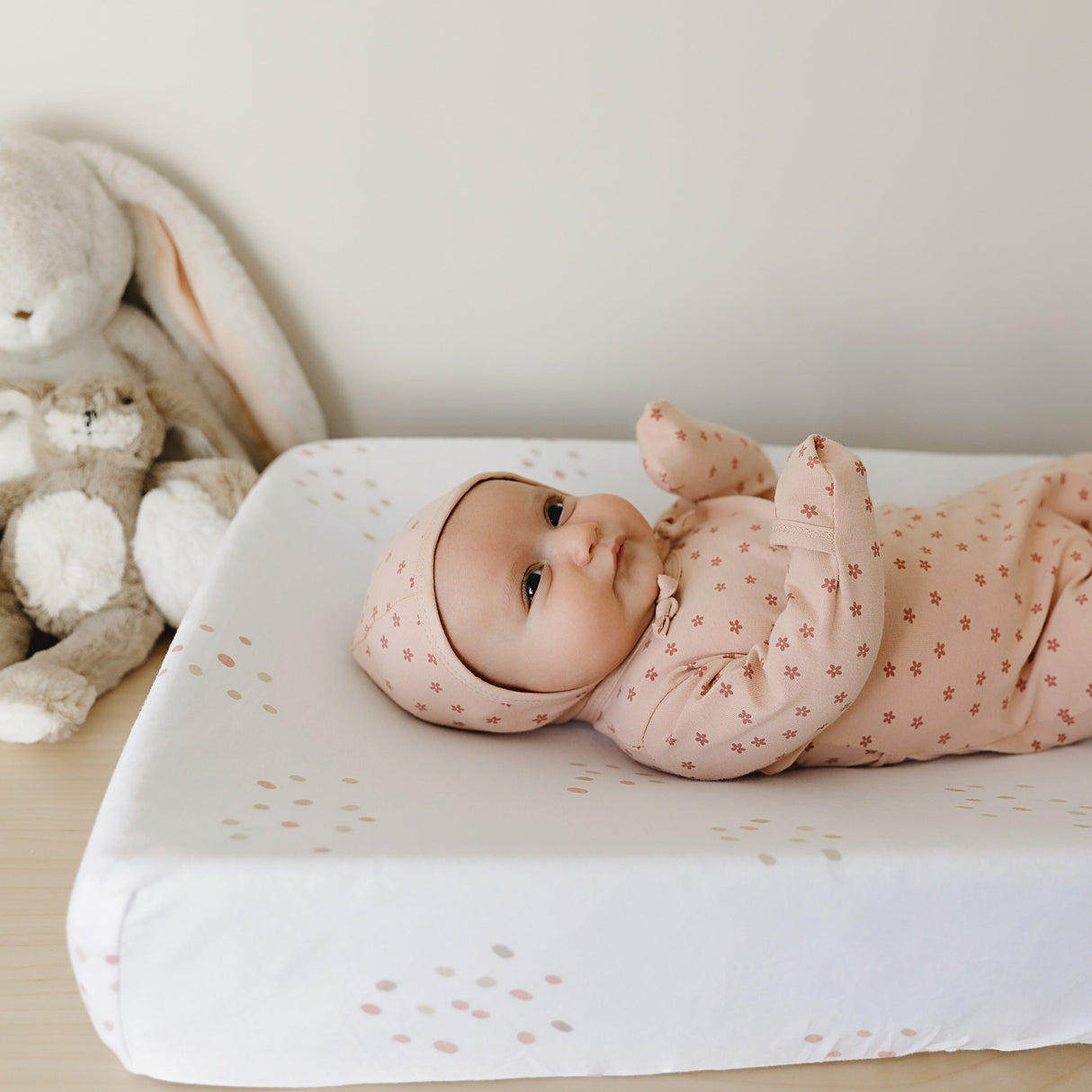 Changing Pad Cover | Cradle Sheet - Dusty Pink Raindrops