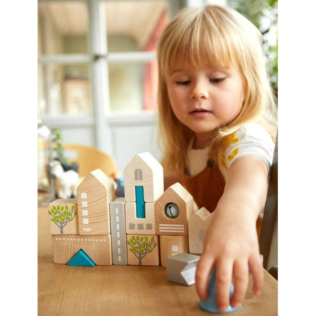 Bad Rodach 18 Piece Wooden Building Blocks - HoneyBug 