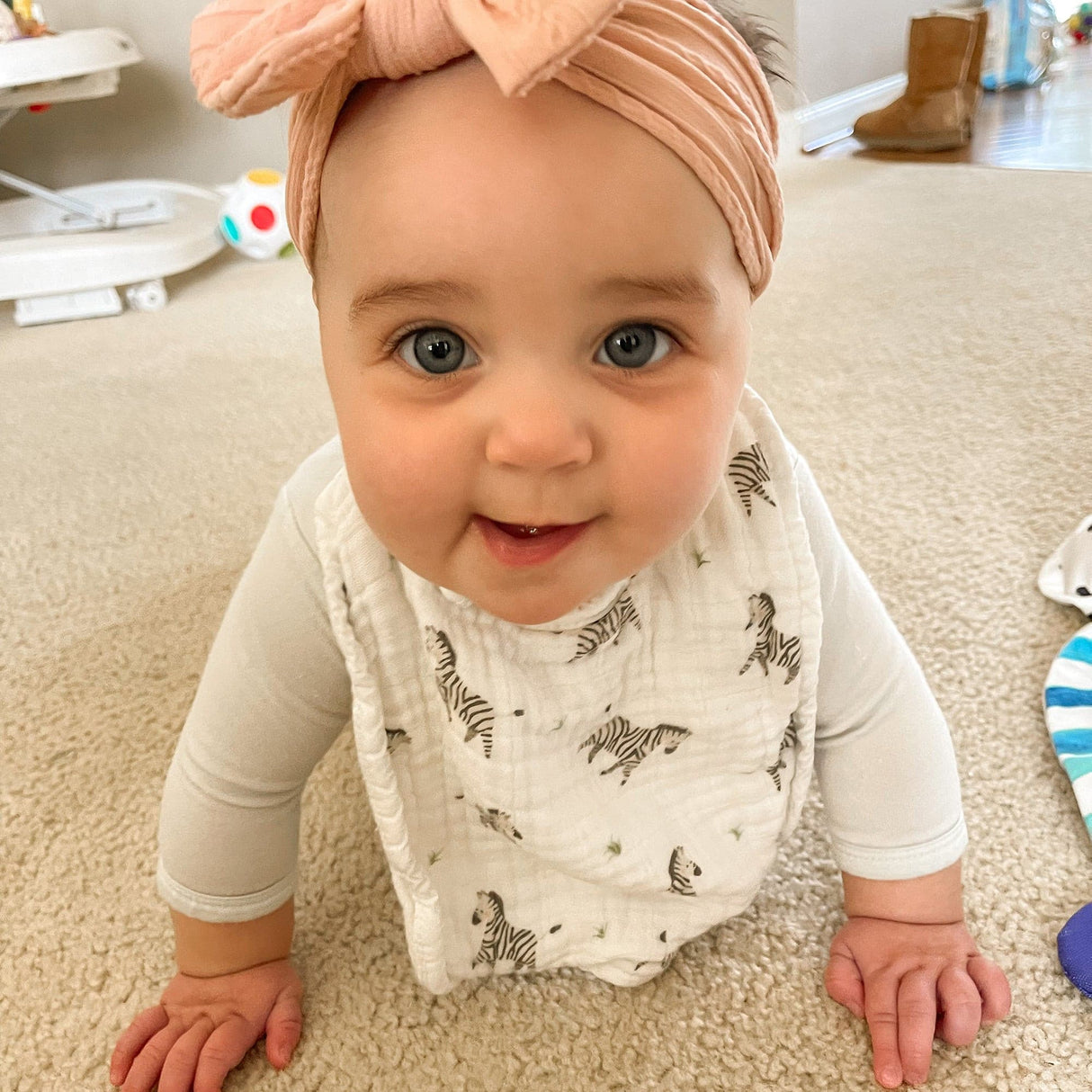 Giraffe & Zebra Bib Set - HoneyBug 