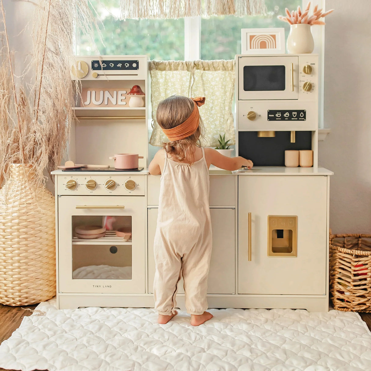 Tiny Land® Trendy Home Style Play Kitchen - HoneyBug 