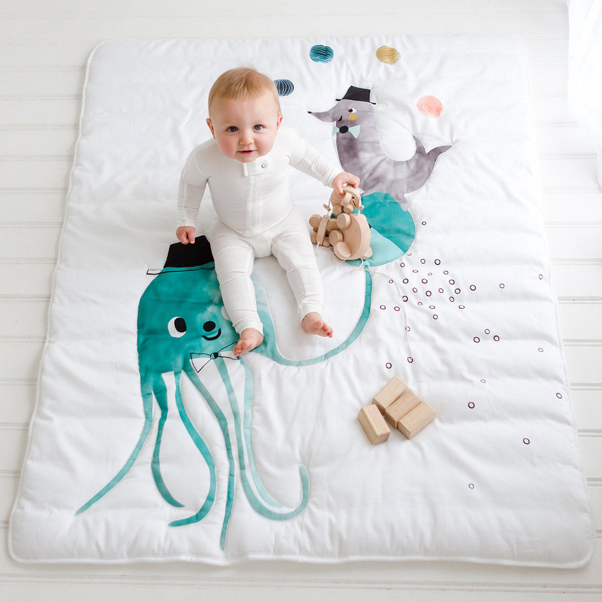 Jellyfish Toddler Comforter - HoneyBug 