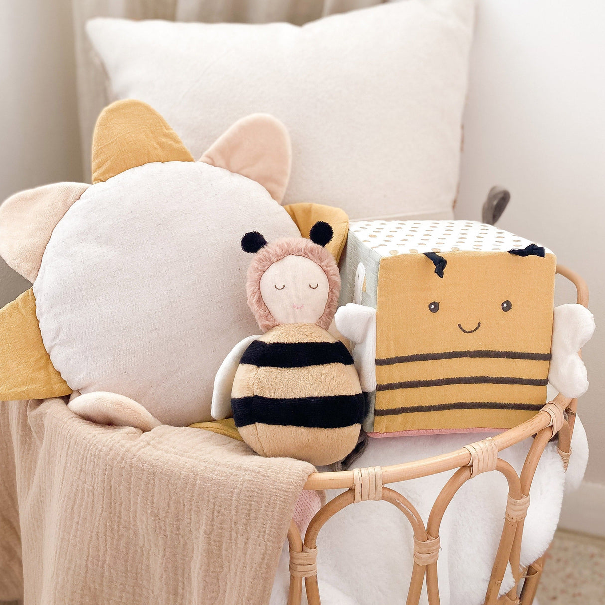 Honey Bee Chime Activity Toy - HoneyBug 