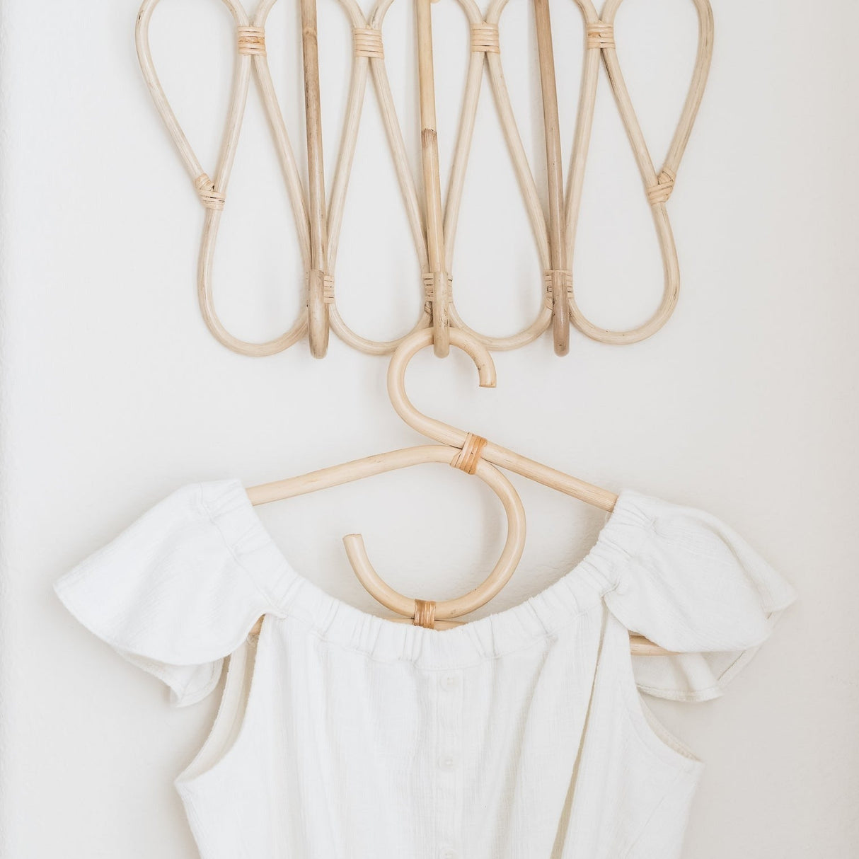 Rattan Full Sized Hangers - HoneyBug 