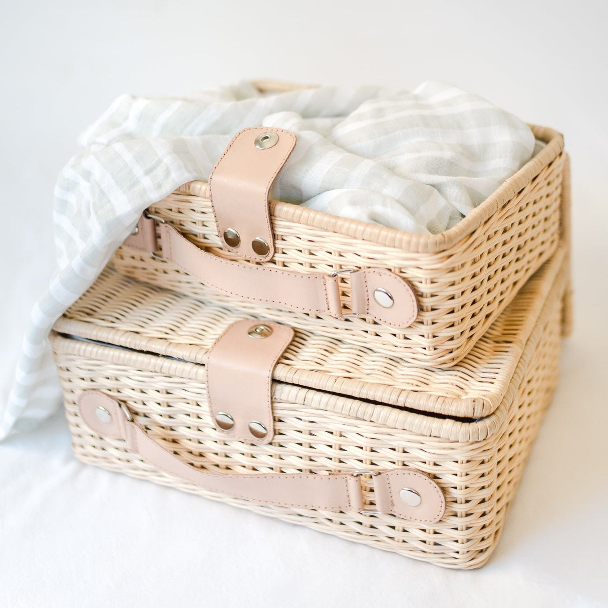 Wicker Suitcases - HoneyBug 