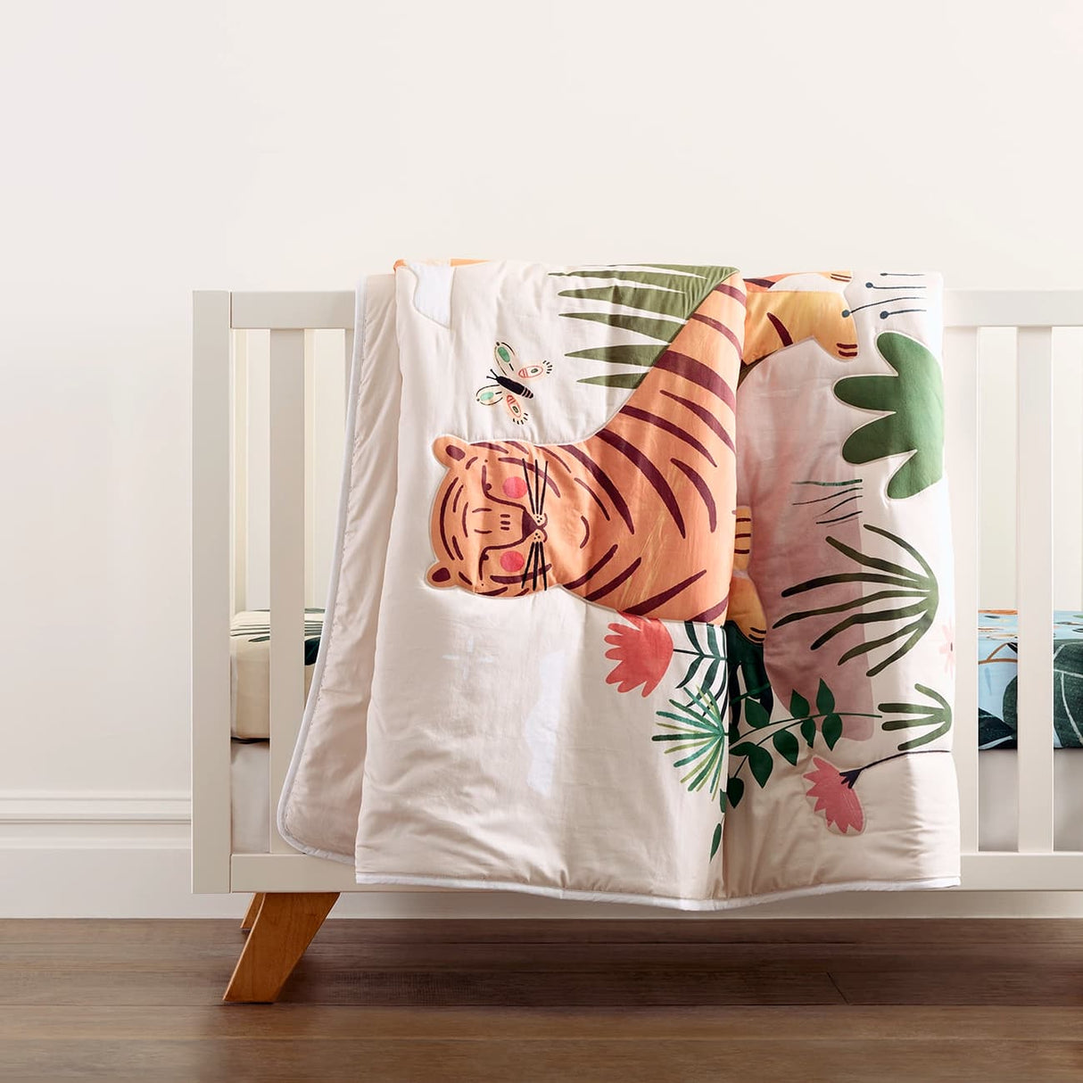 Jungle Toddler Comforter - HoneyBug 